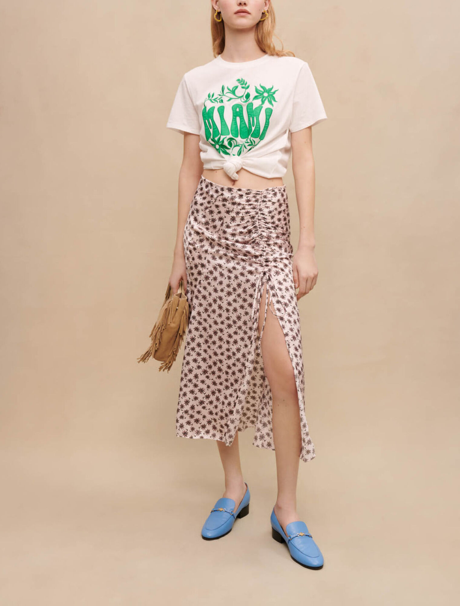Falda midi con aberturas