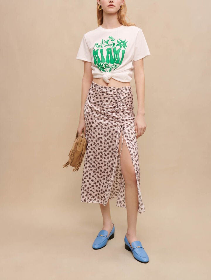 Falda midi con aberturas