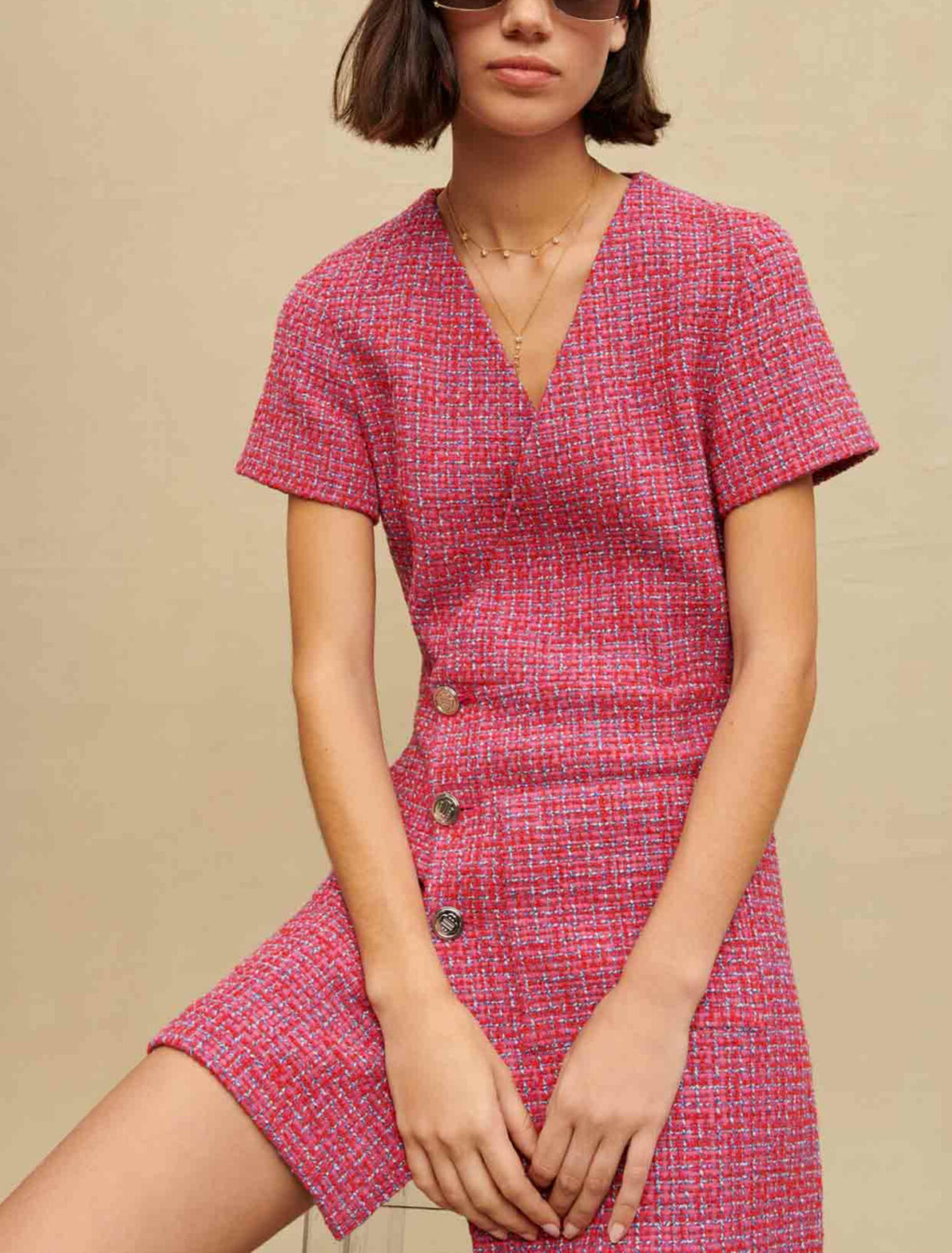 Vestido corto con espalda abierta