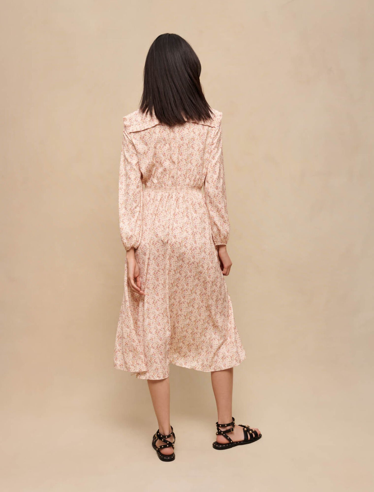 Vestido largo con volantes