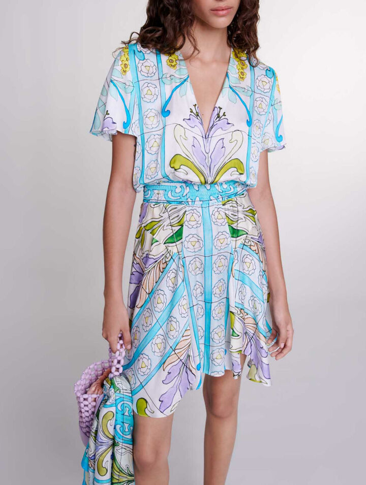 Vestido corto de satén estampado