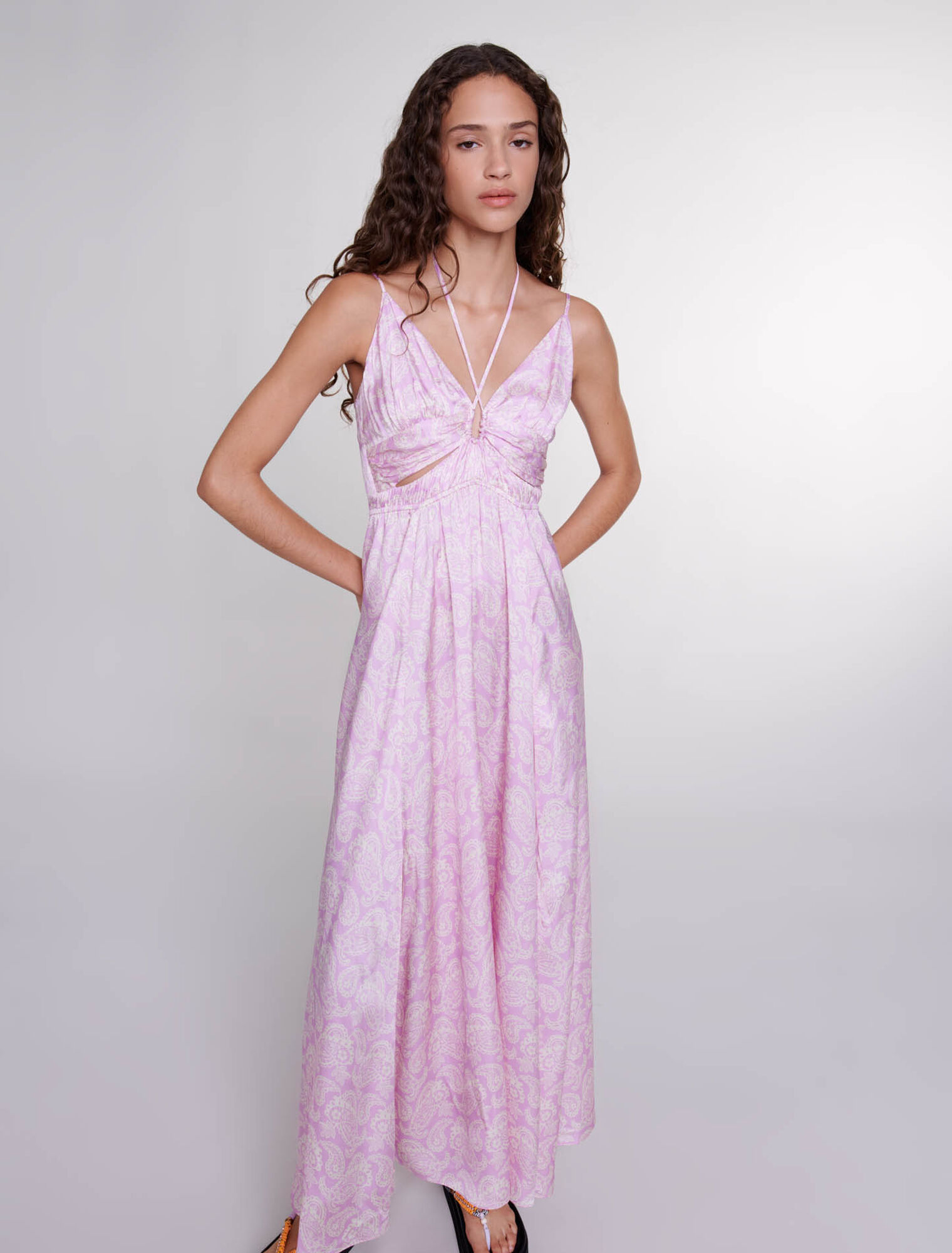 Vestido largo con estampado calado