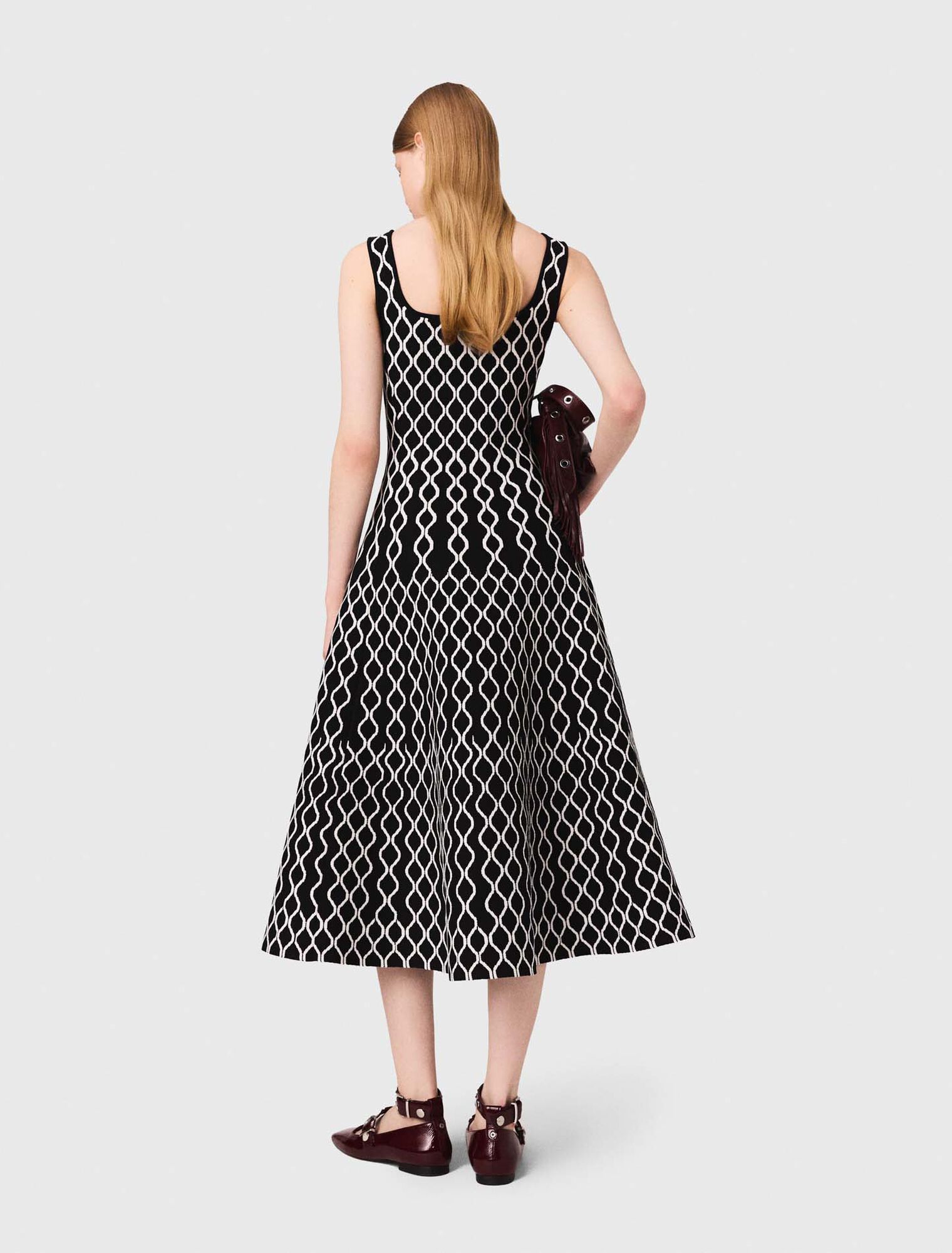 Vestido midi de punto jacquard