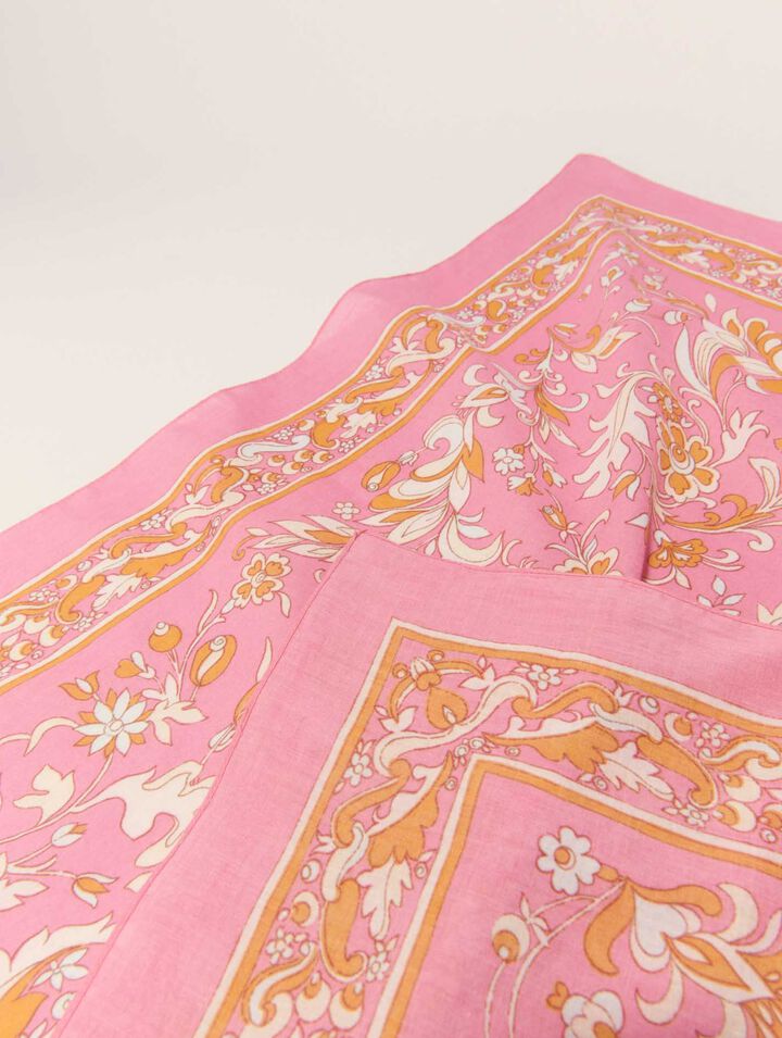 Pañuelo estampado de flores 65 x 65