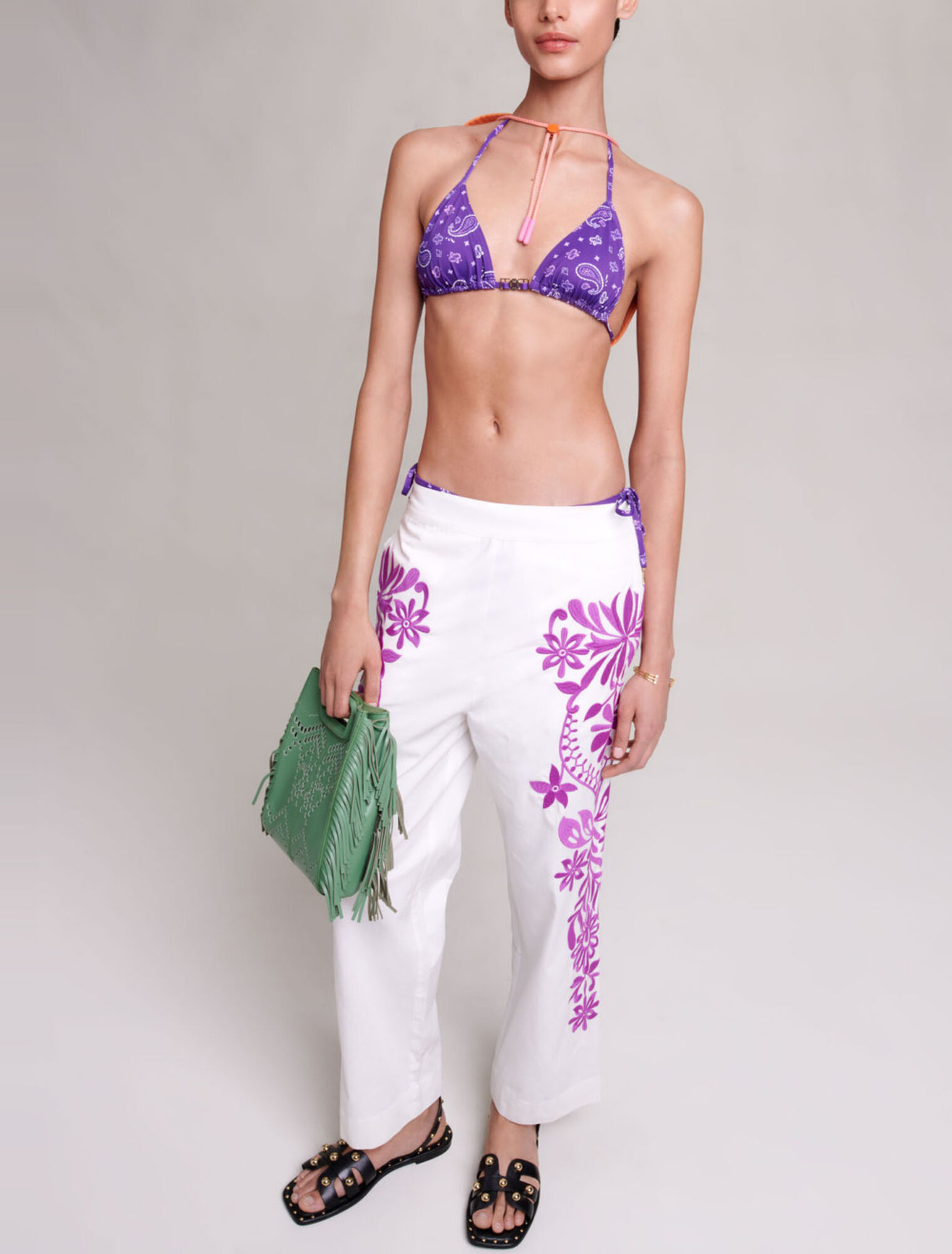 Pantalones anchos bordados