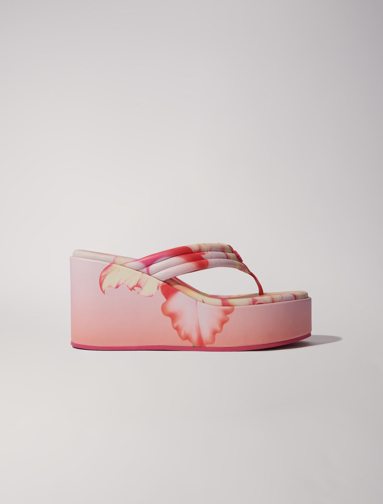 Sandalias de cuña con estampado floral