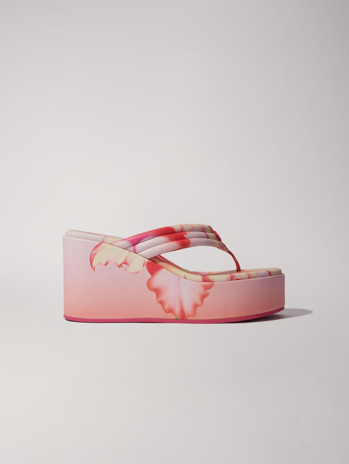 Sandalias de cuña con estampado floral