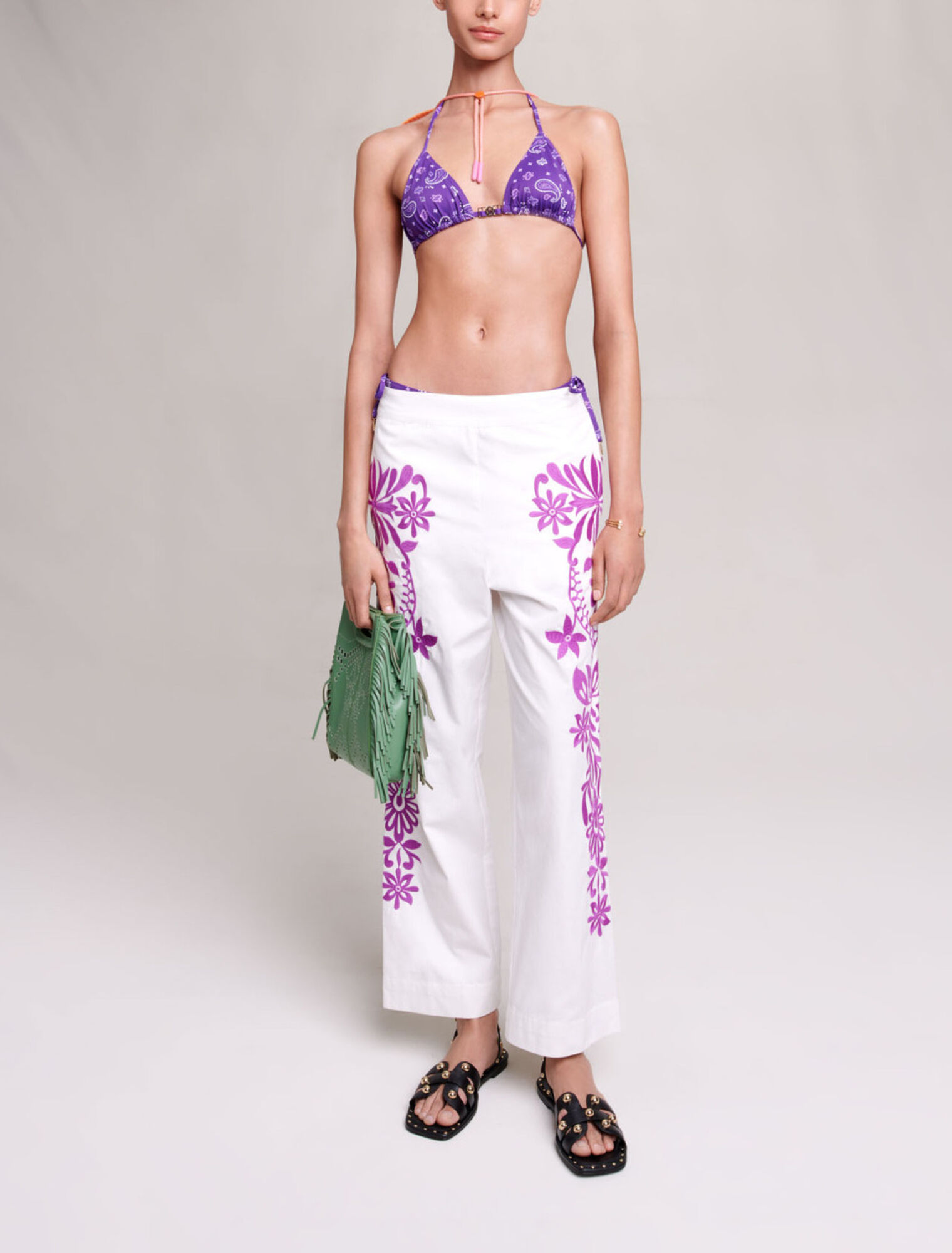 Pantalones anchos bordados