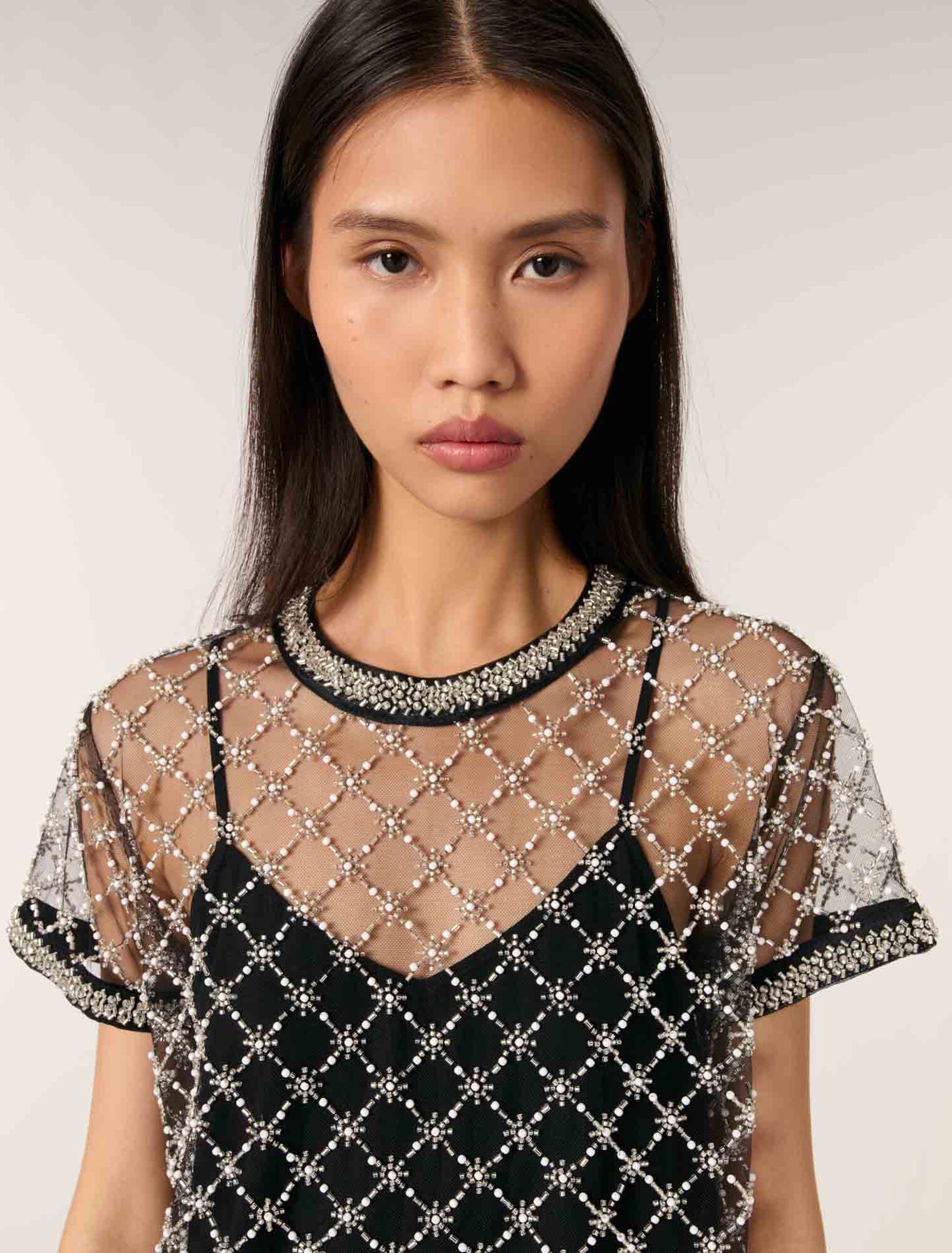 Vestido corto de tul bordado