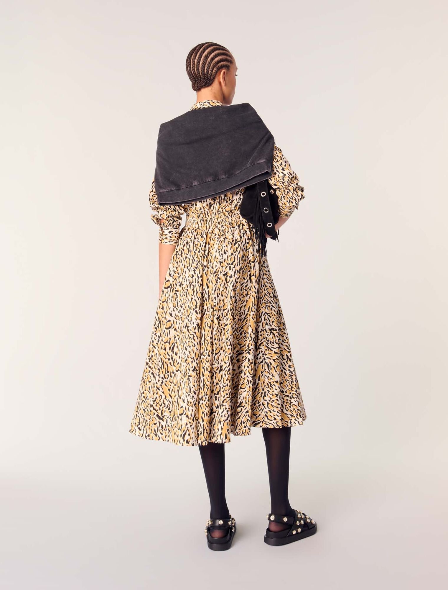 Vestido midi estampado de leopardo