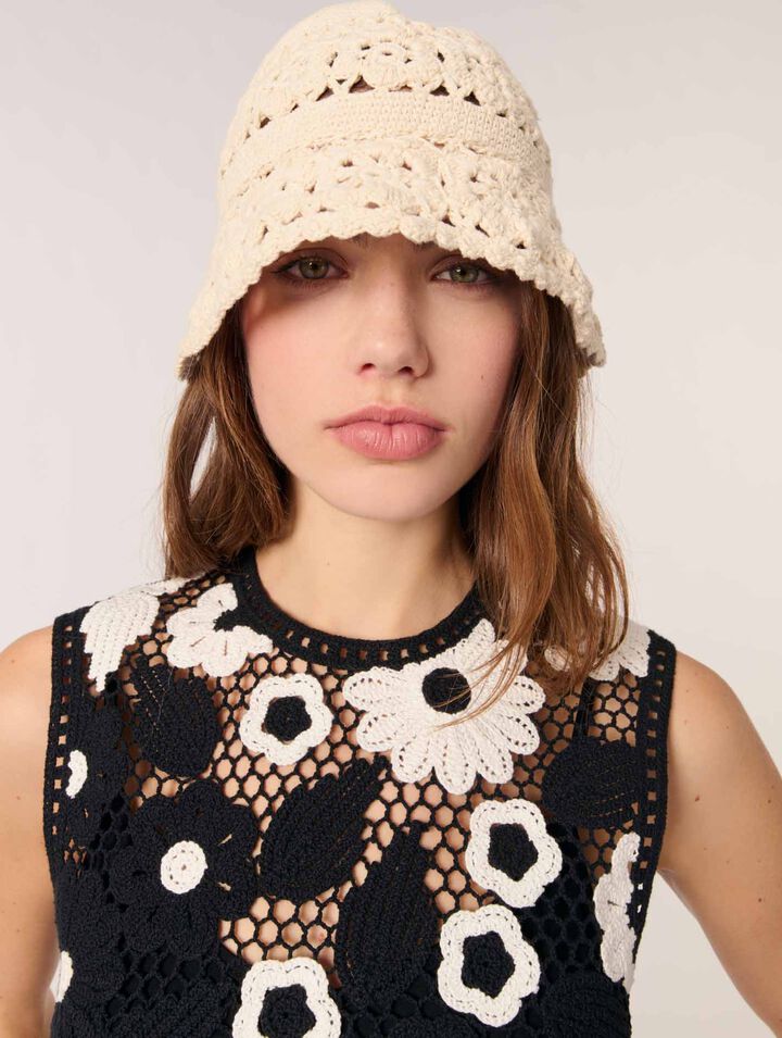 Top de ganchillo floral