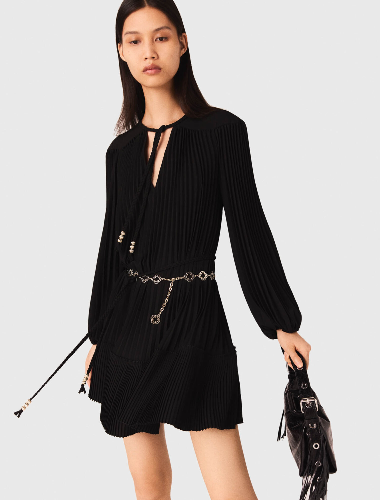 Vestido corto plisado