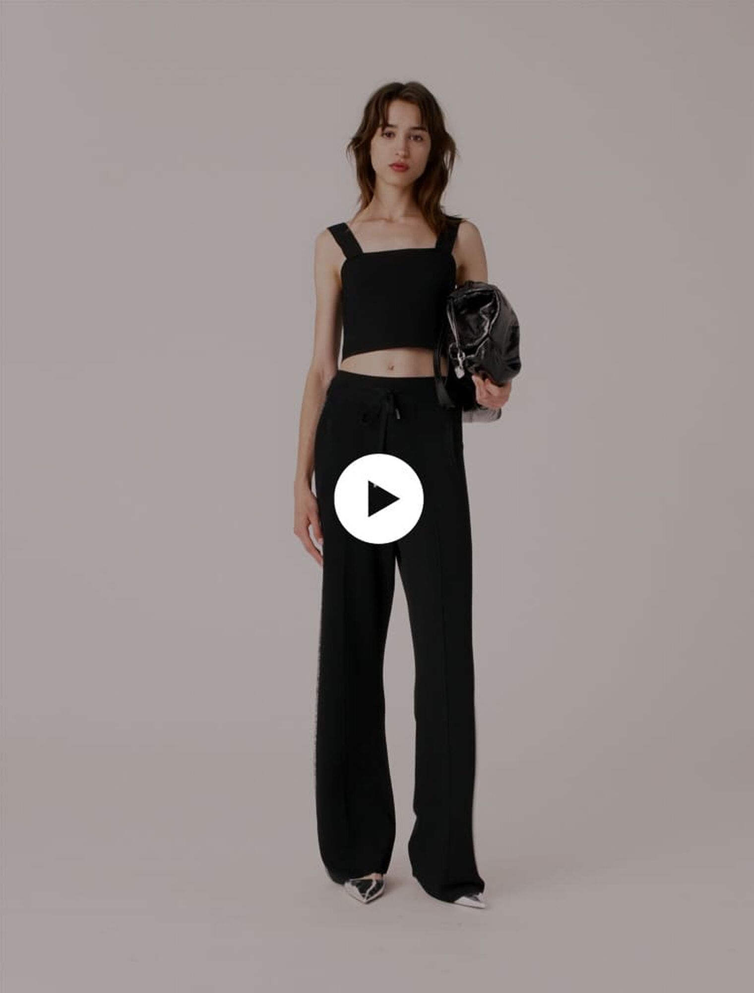 Crop top de punto con tirantes