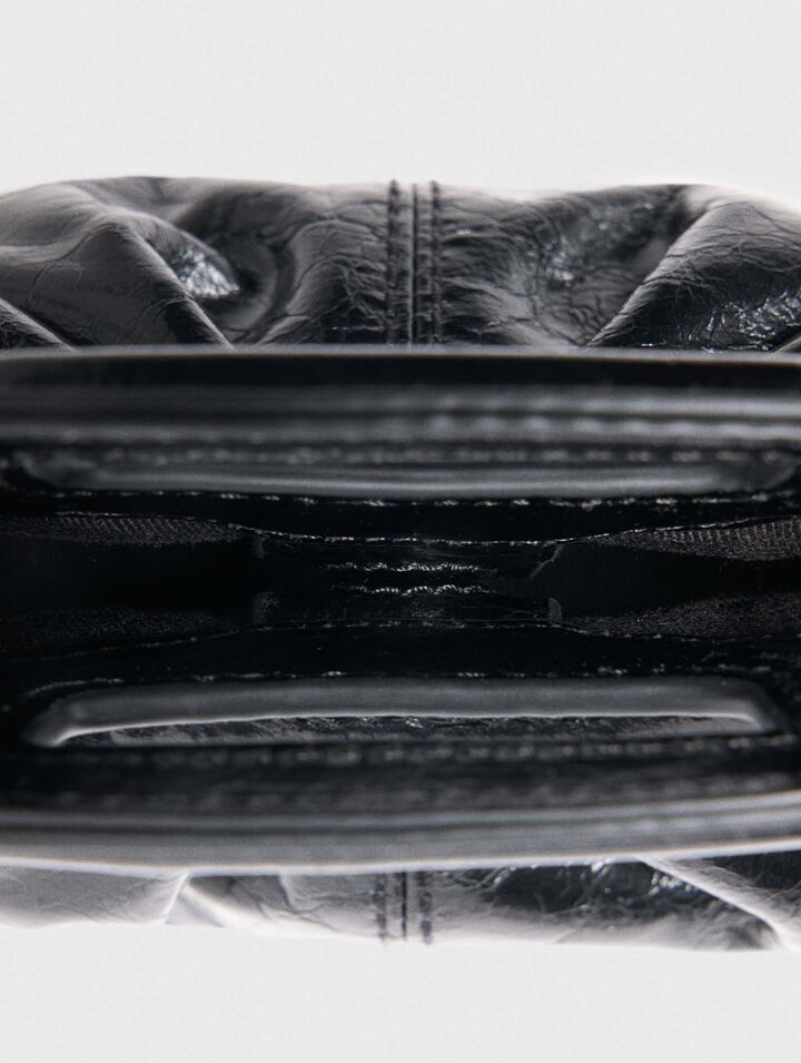 Mini clutch de cuero craquelado
