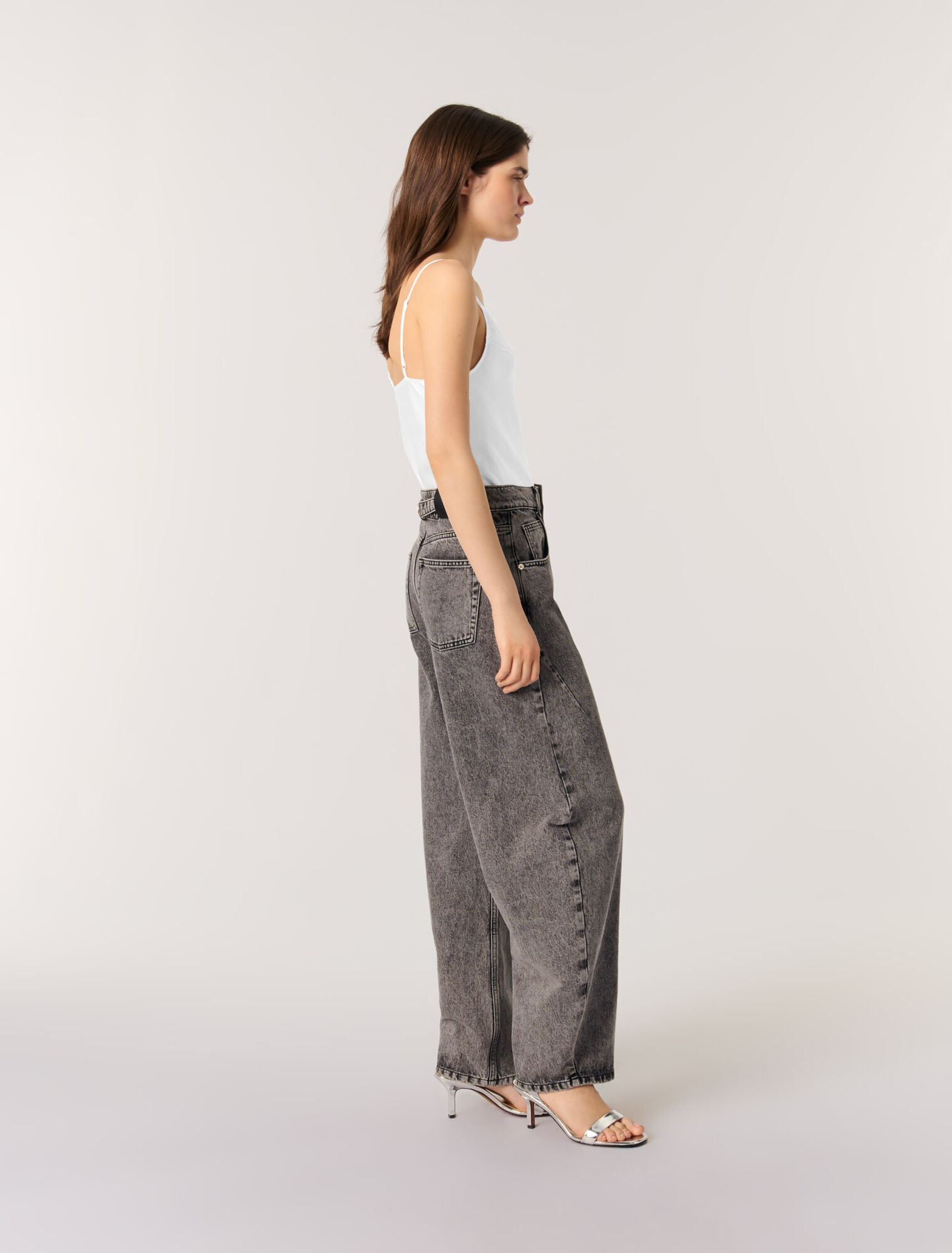 	Blusa de raso de seda y encaje