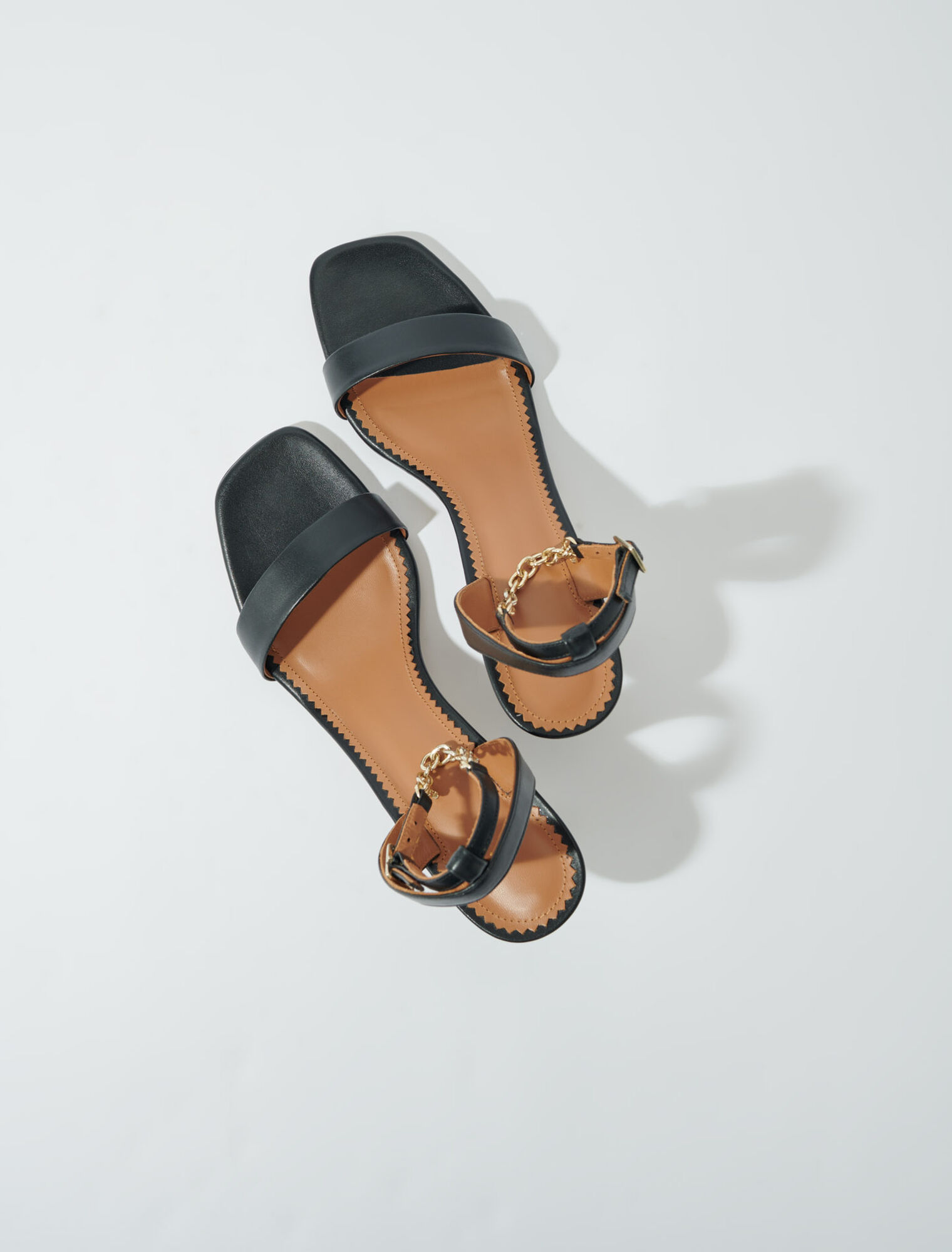 Sandalias de tacón de piel