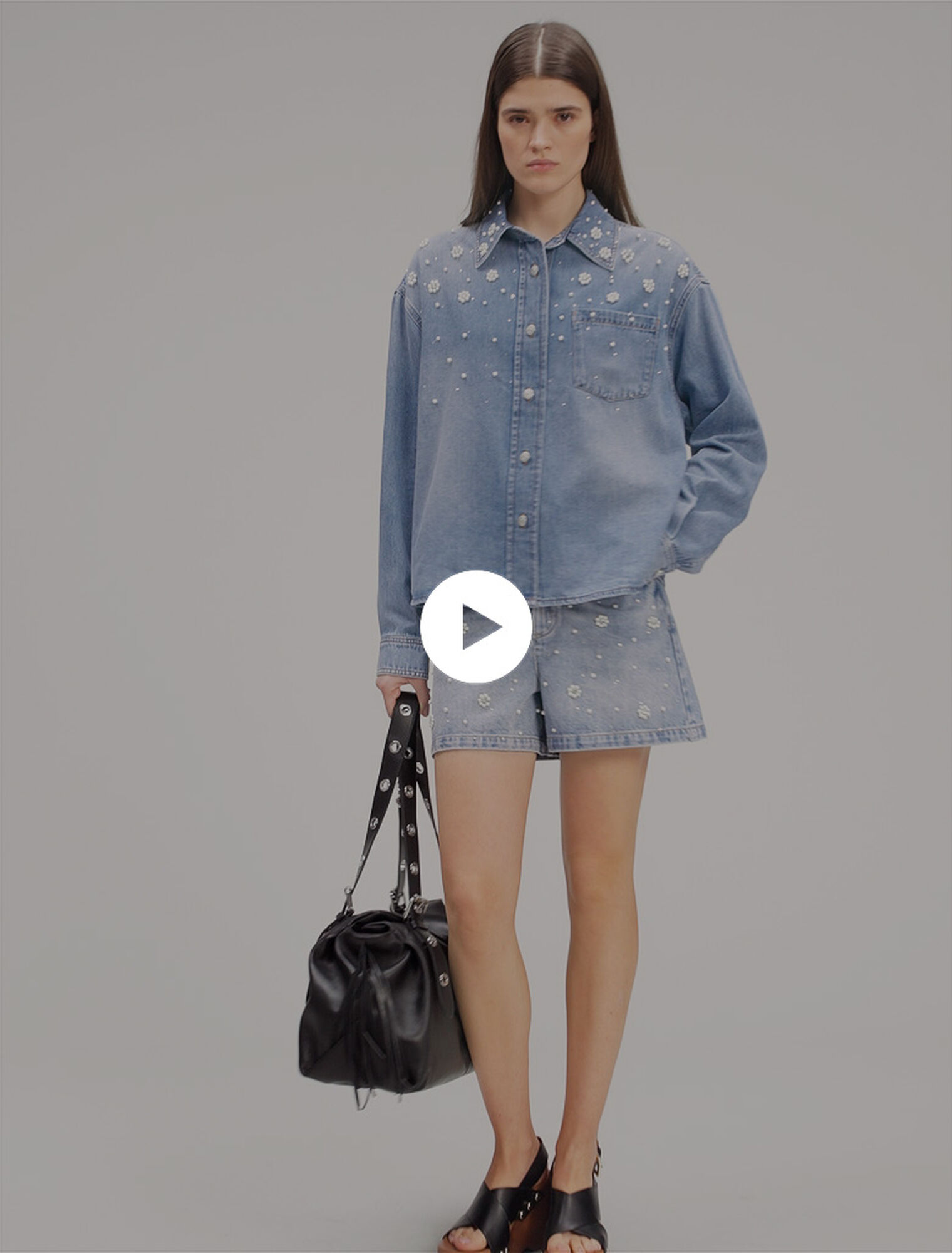 Camisa vaquera con perlas bordadas