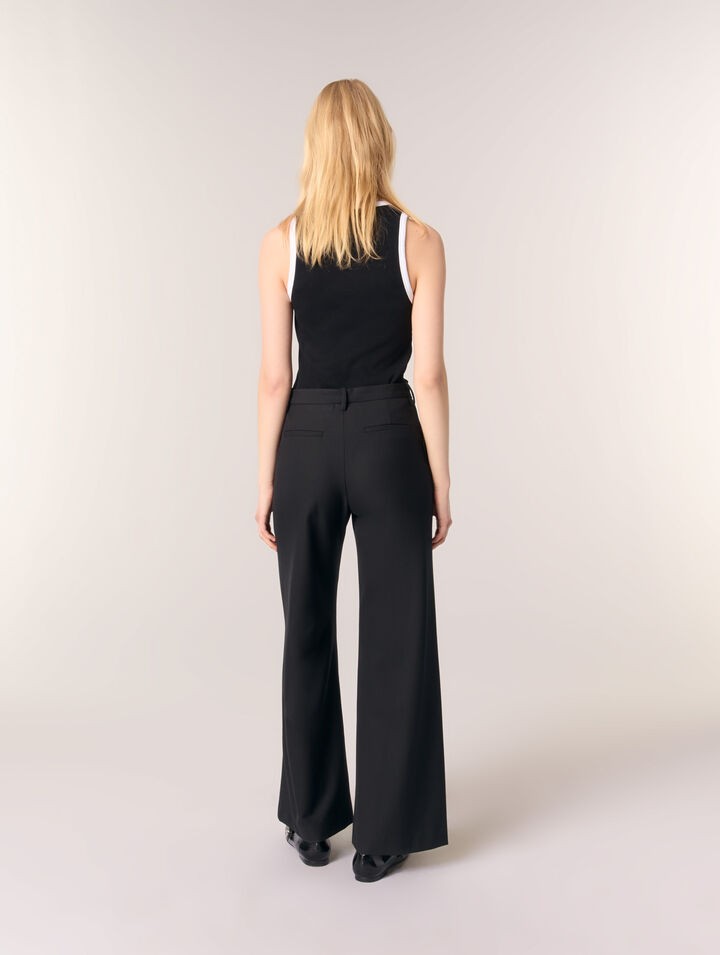 Pantalón acampanado