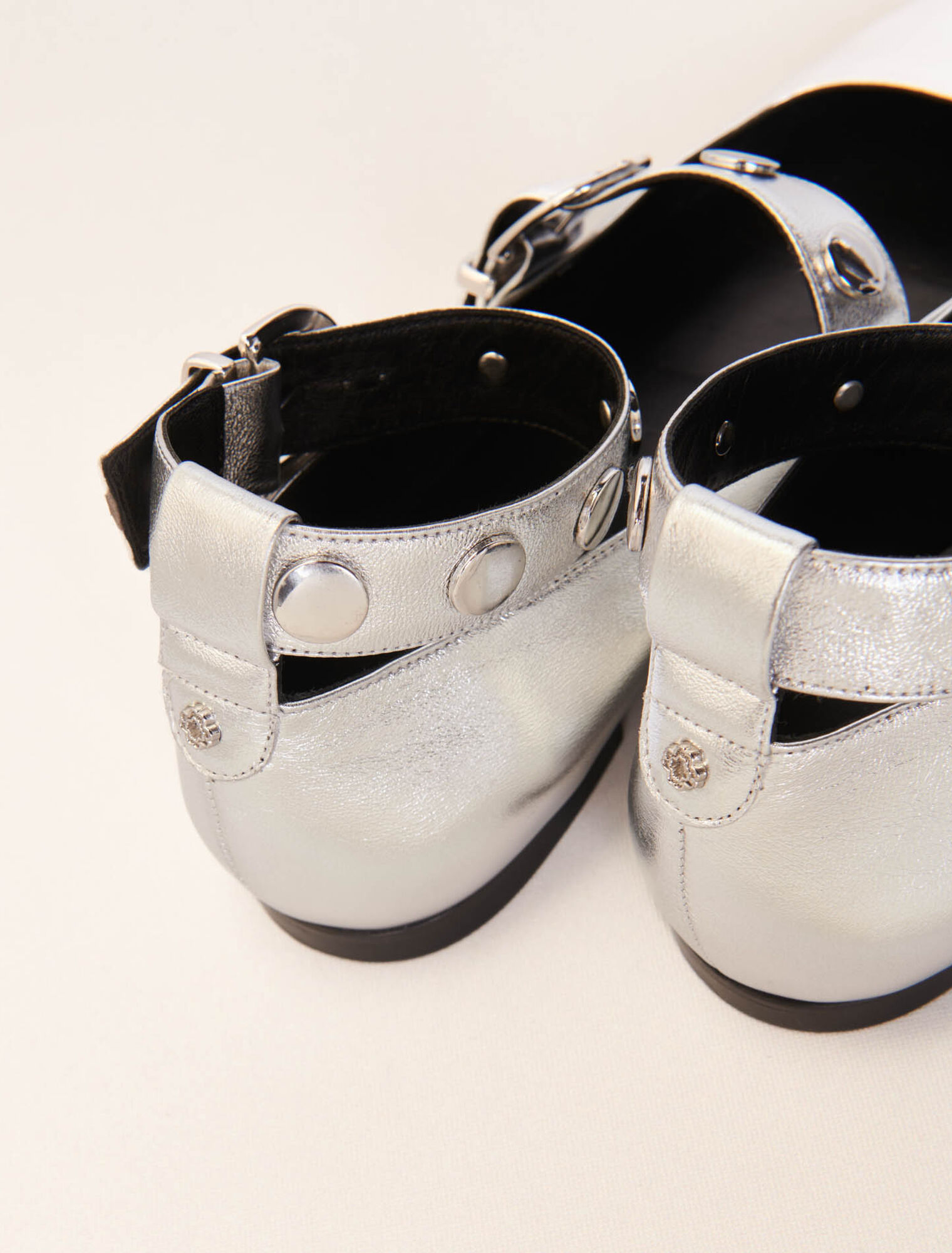 Babies de piel metalizada