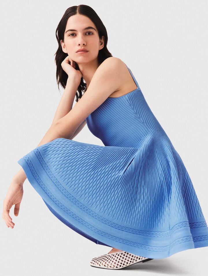 Vestido corto de punto