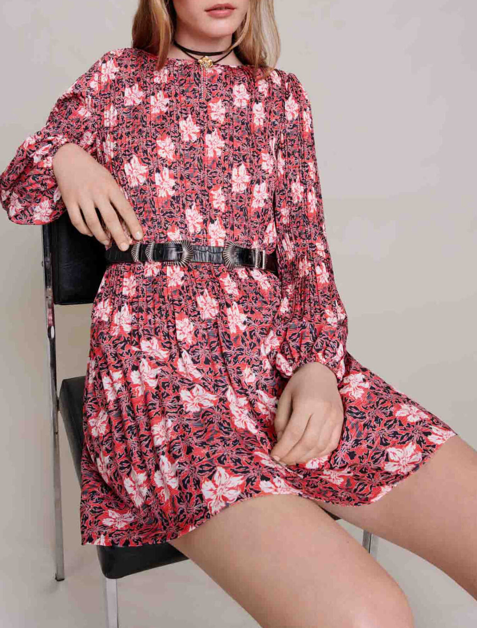 Vestido corto de flores