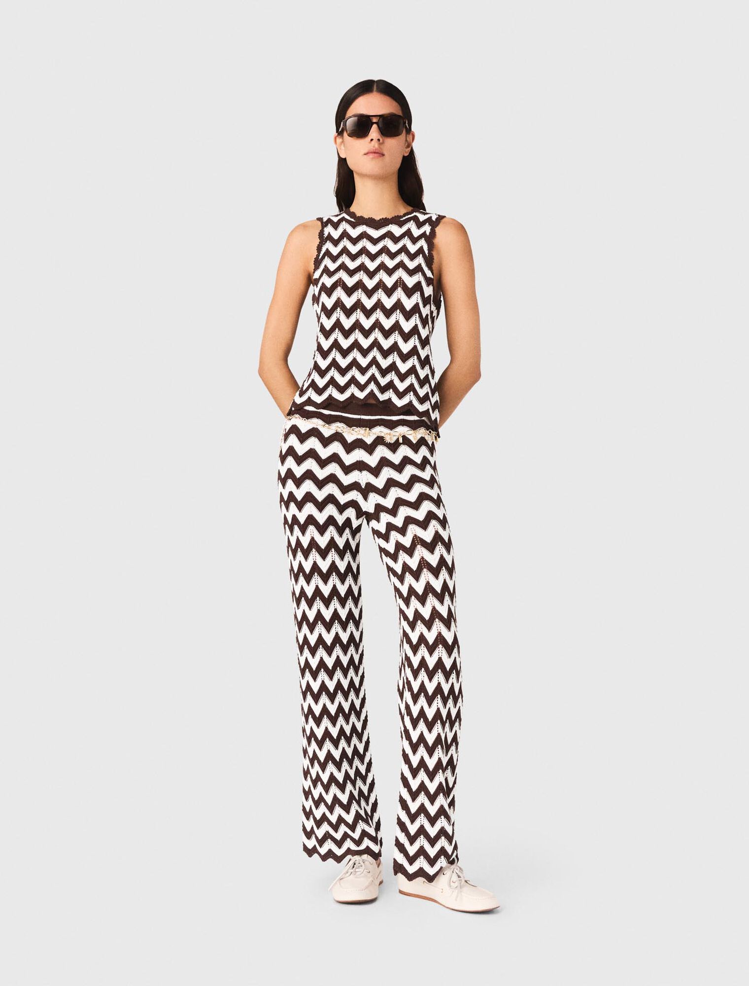 Top de ganchillo con motivo zigzag