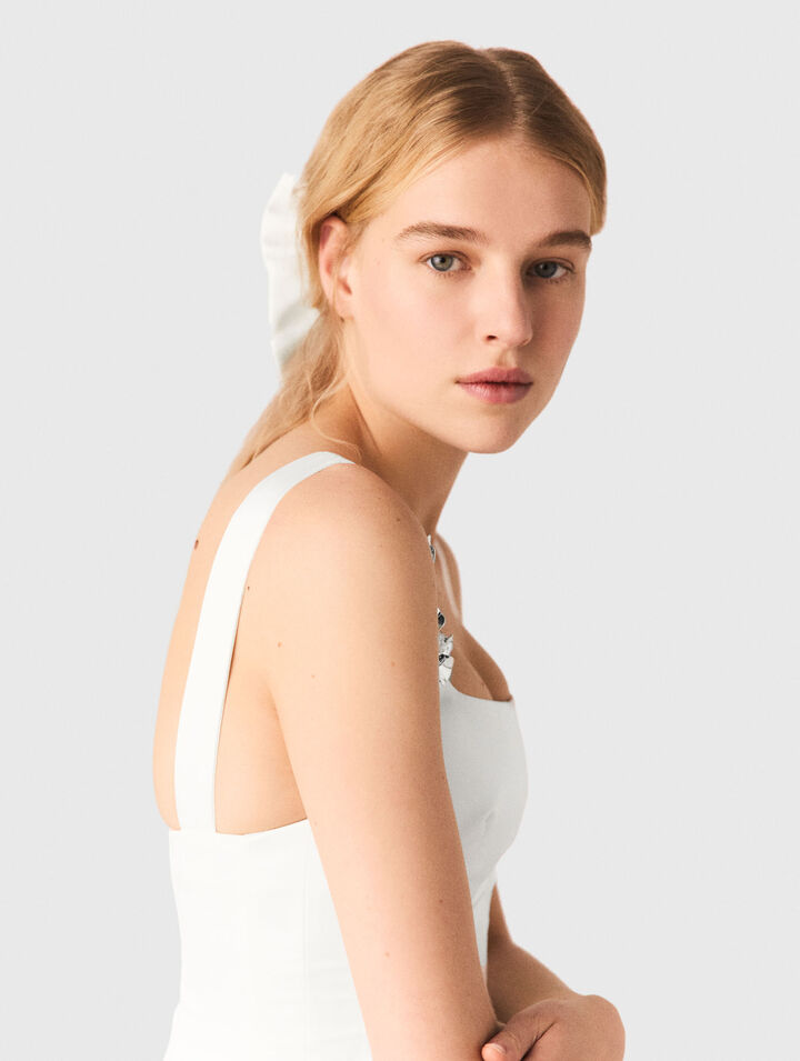 Vestido corto de sat&eacute;n