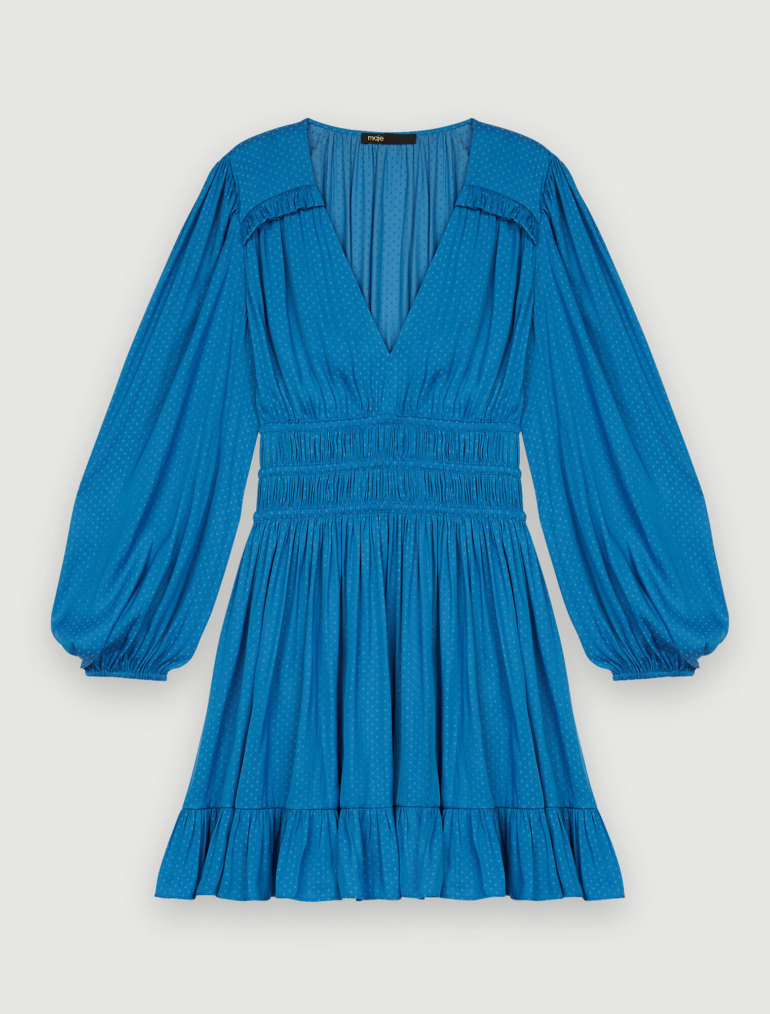 Vestido de raso con volantes