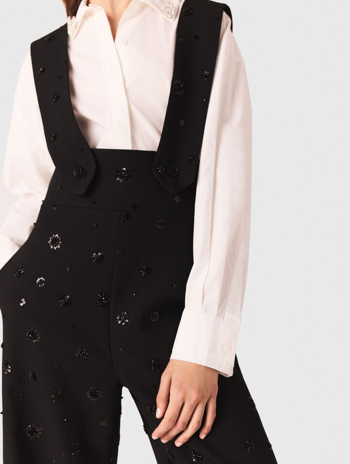 Pantalón con tirantes bordado