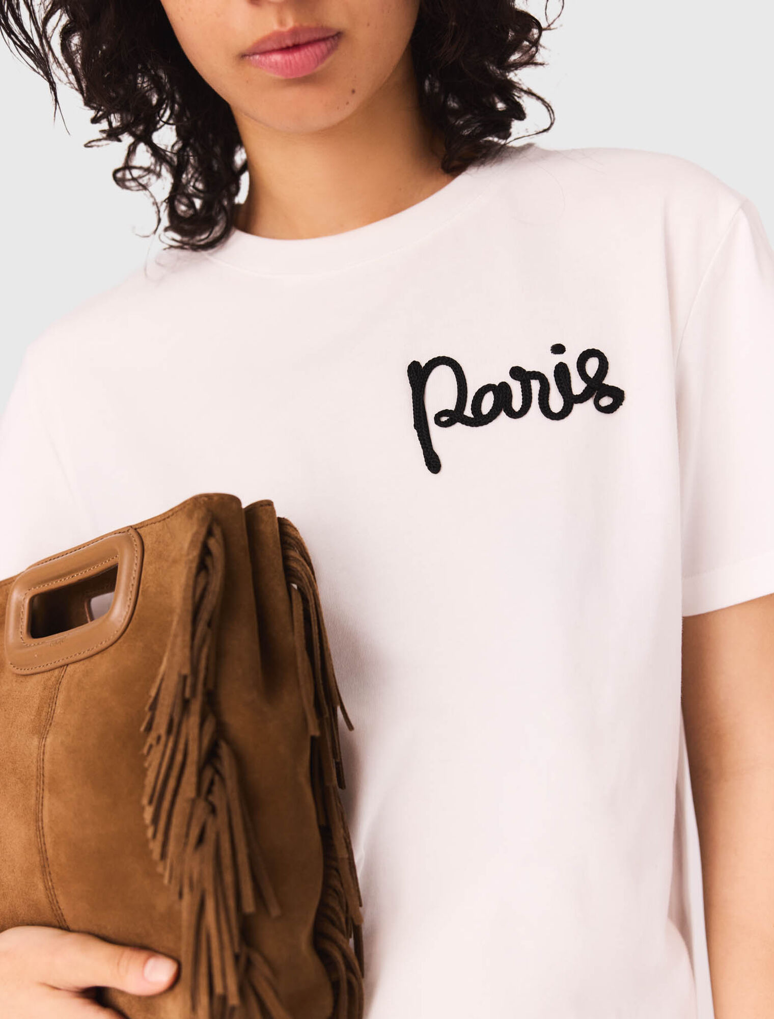 Camiseta con logo Paris bordado