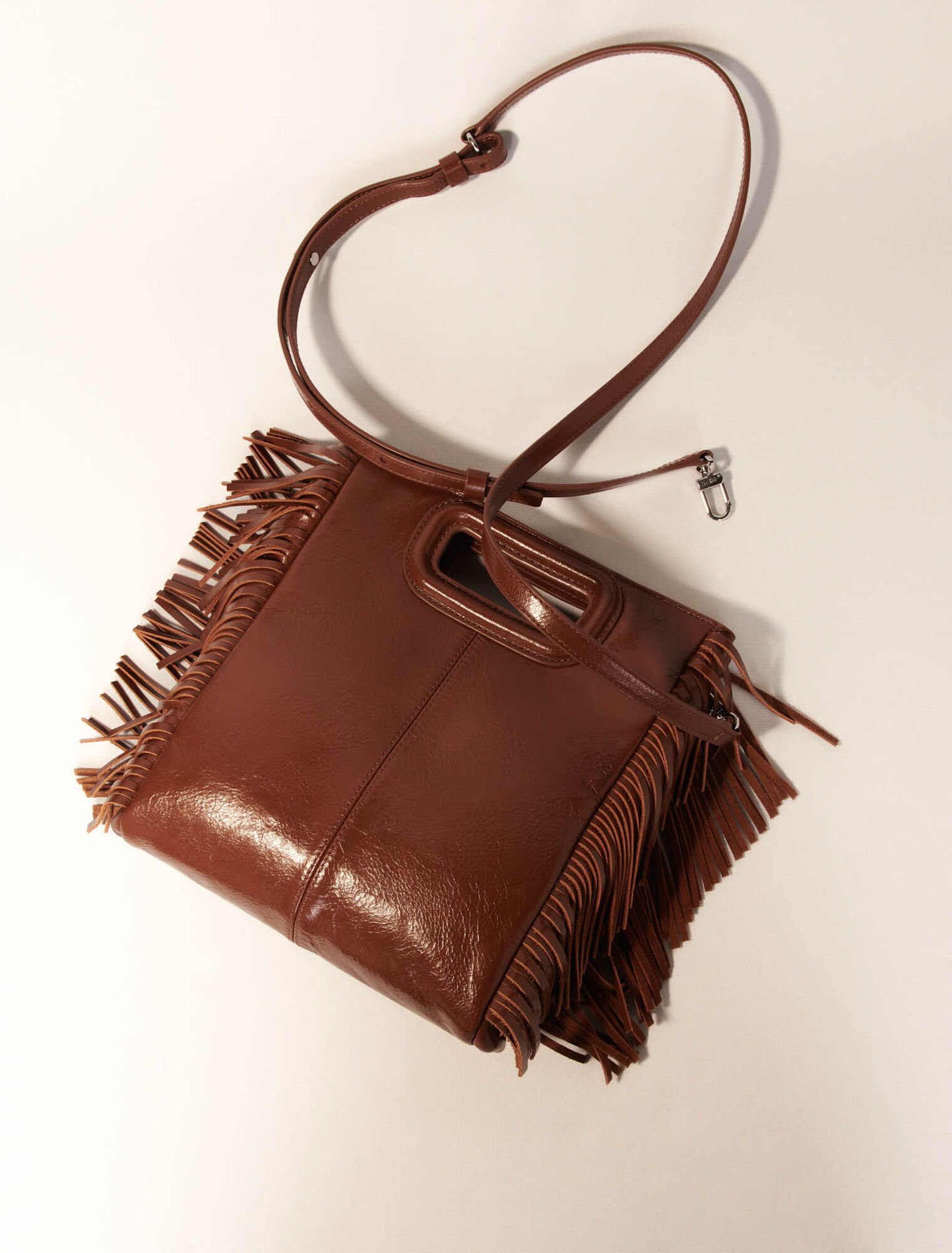 Bolso M de cuero craquelado