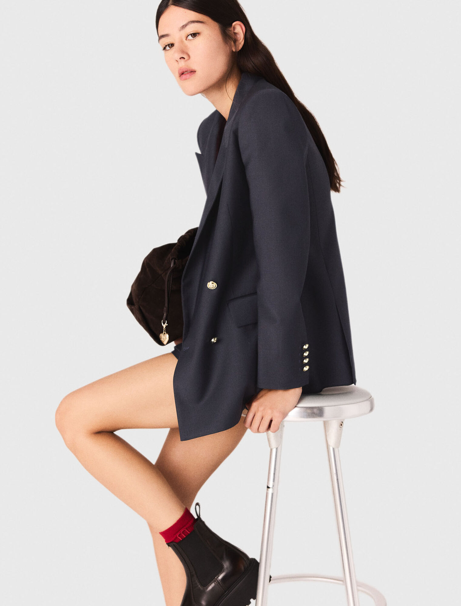 Chaqueta sastre con botones dorados
