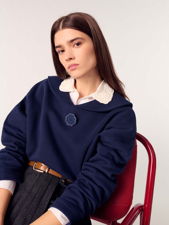 Sudadera corta con bordado