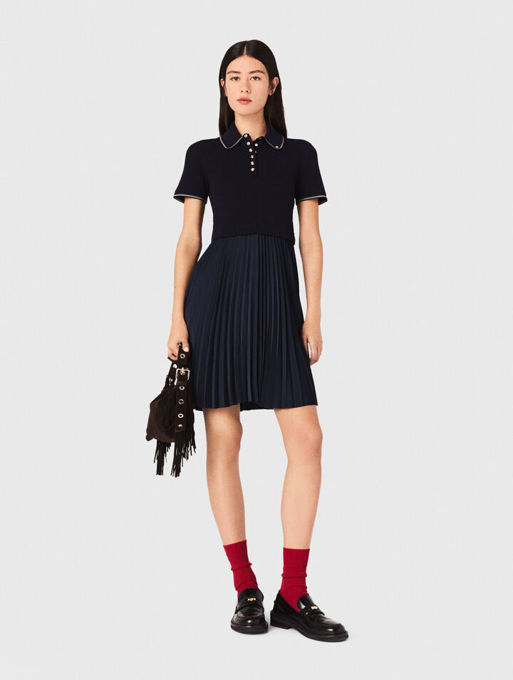 Vestido corto plisado y cuello polo