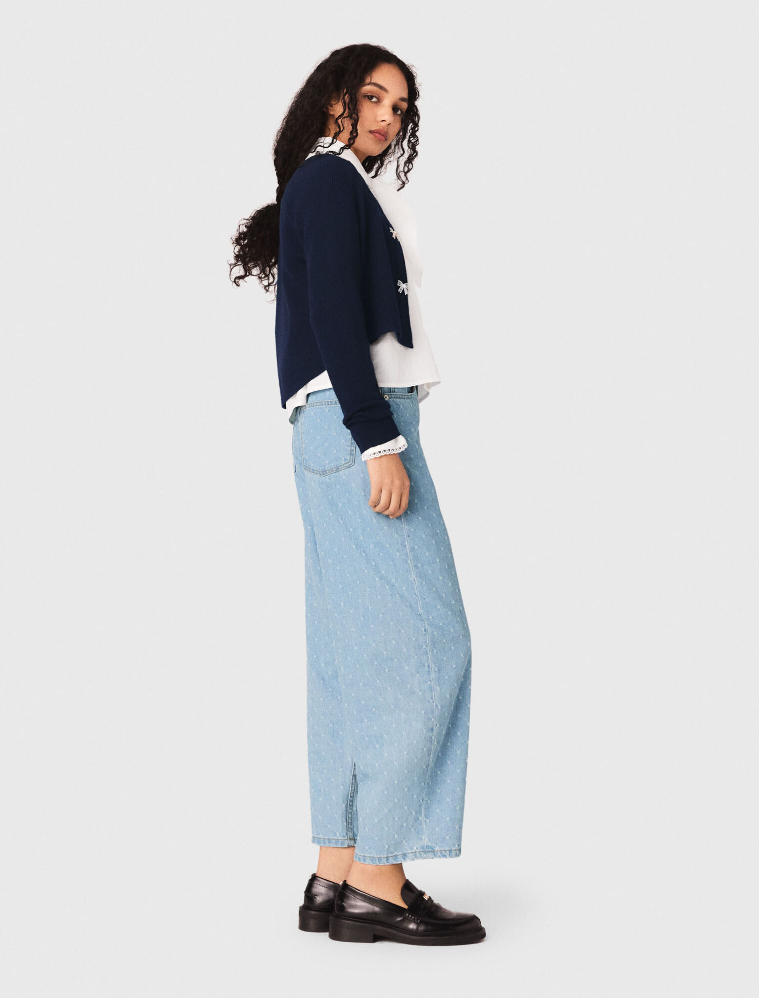 C&aacute;rdigan con botones lazo joya