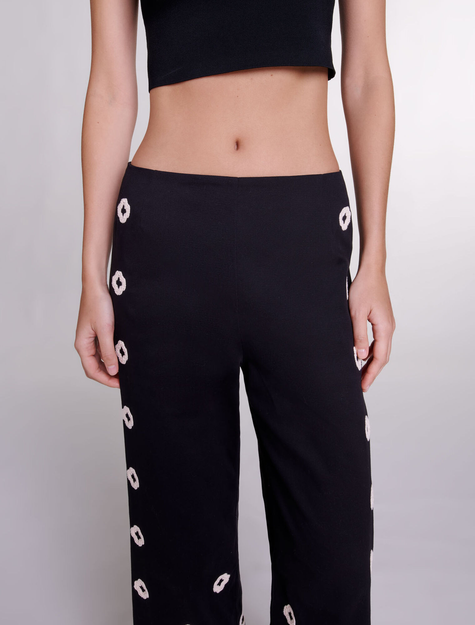 Pantalón ancho de ganchillo