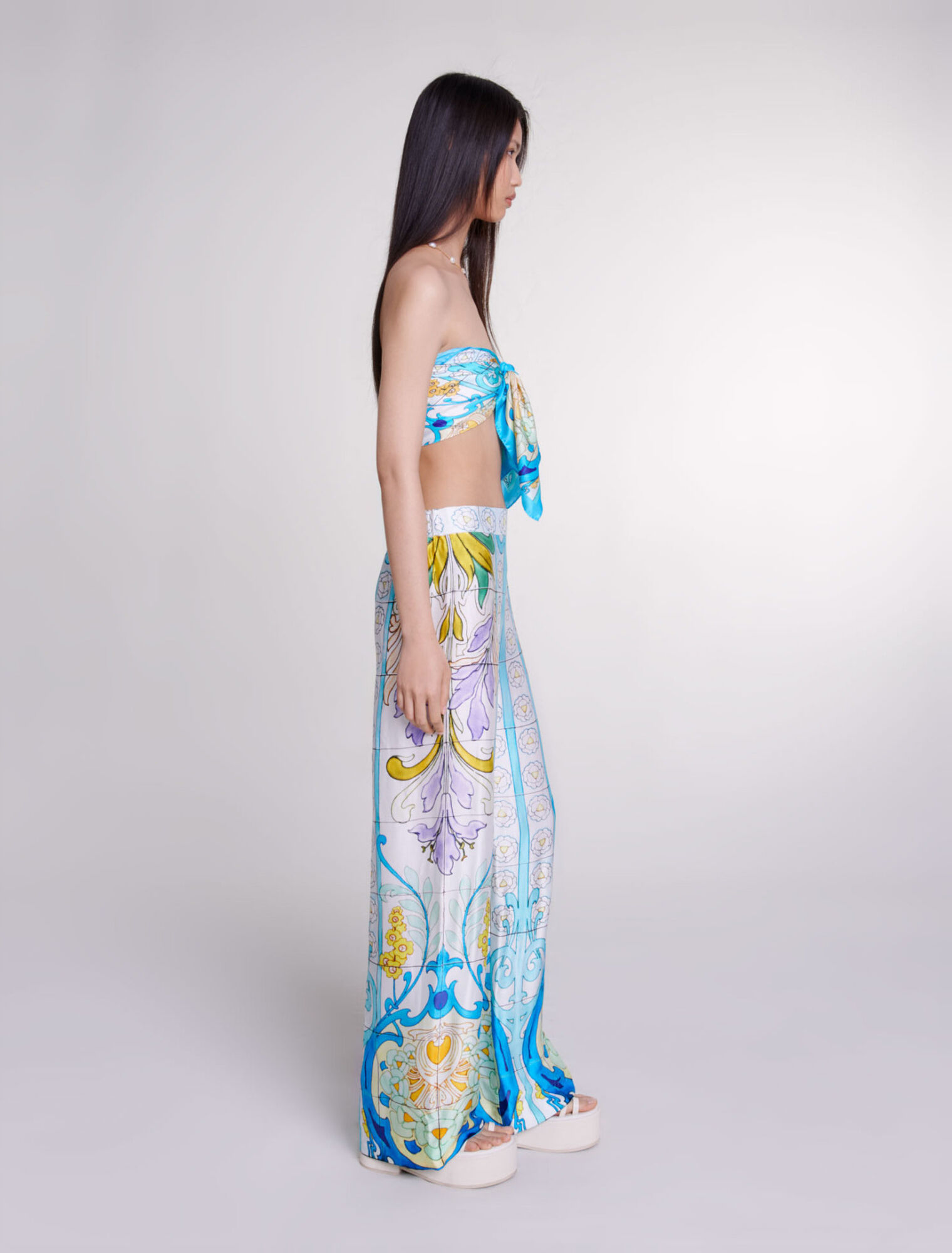 Pantalón satinado estampado