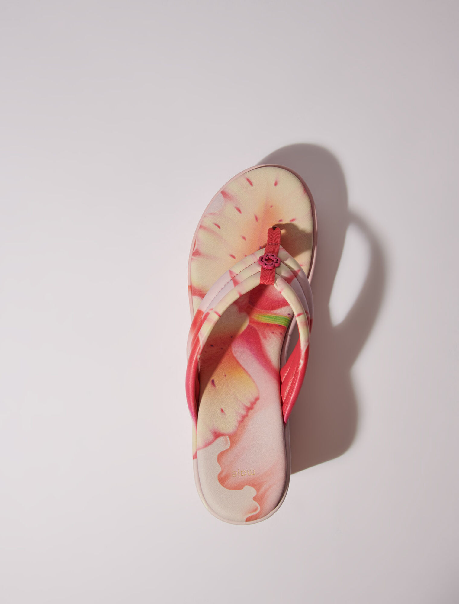 Sandalias de cuña con estampado floral
