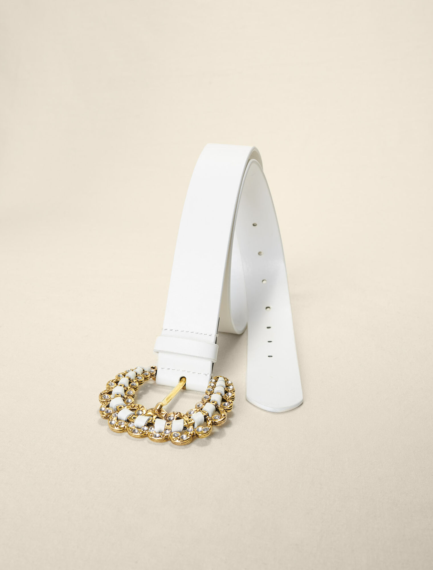 Cinturón con hebilla de strass