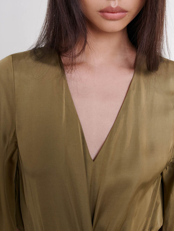 Vestido largo de satén calado