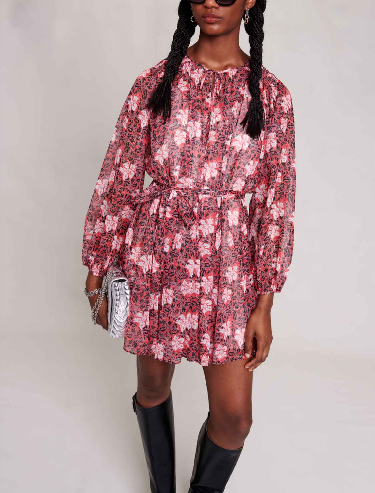Vestido corto de flores