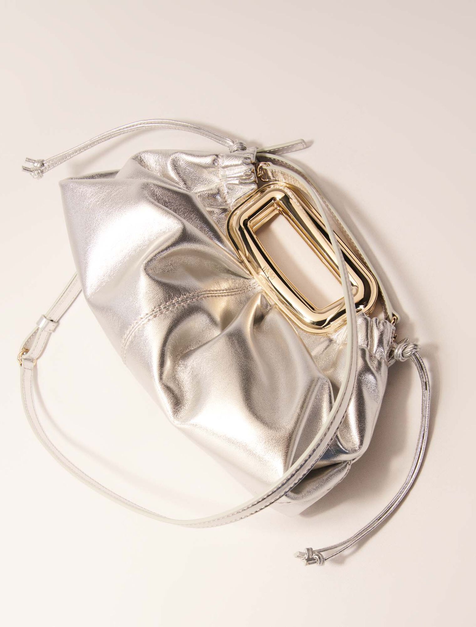 Clutch de piel metalizada