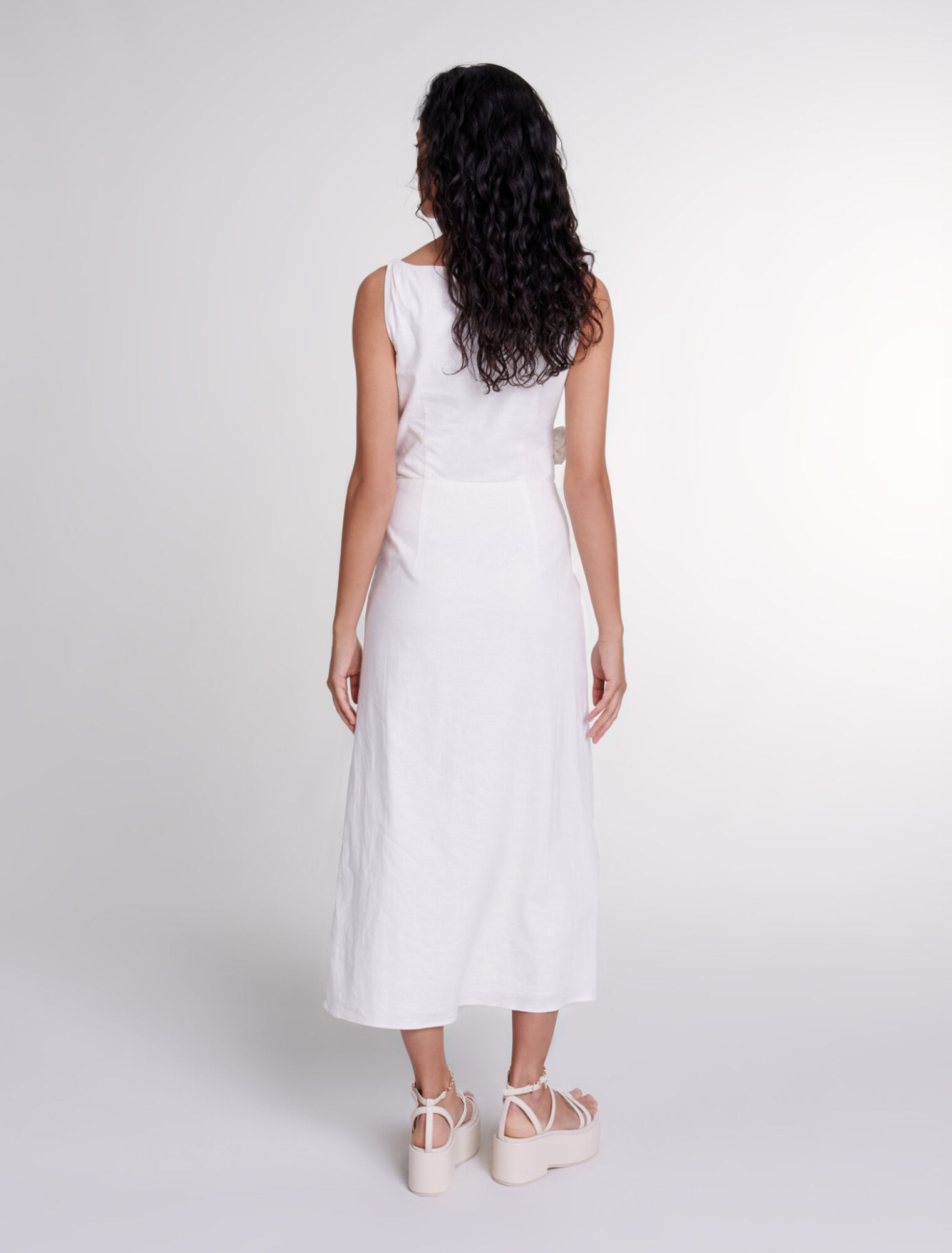 Vestido largo de lino calado