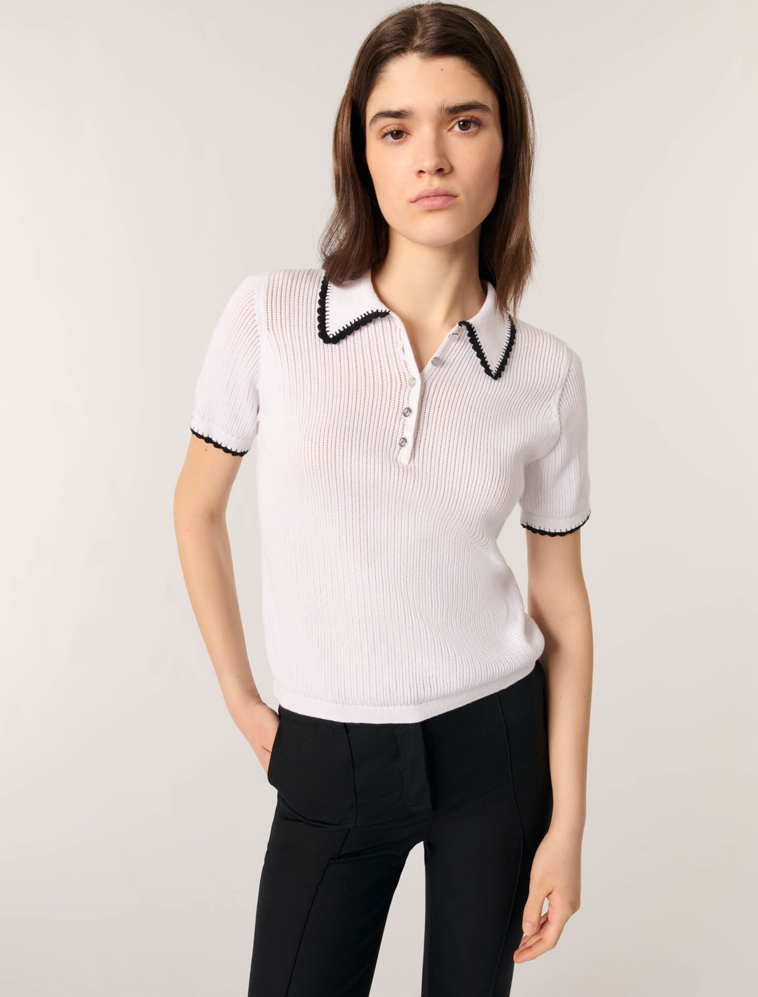 Polo de punto canalé y ganchillo