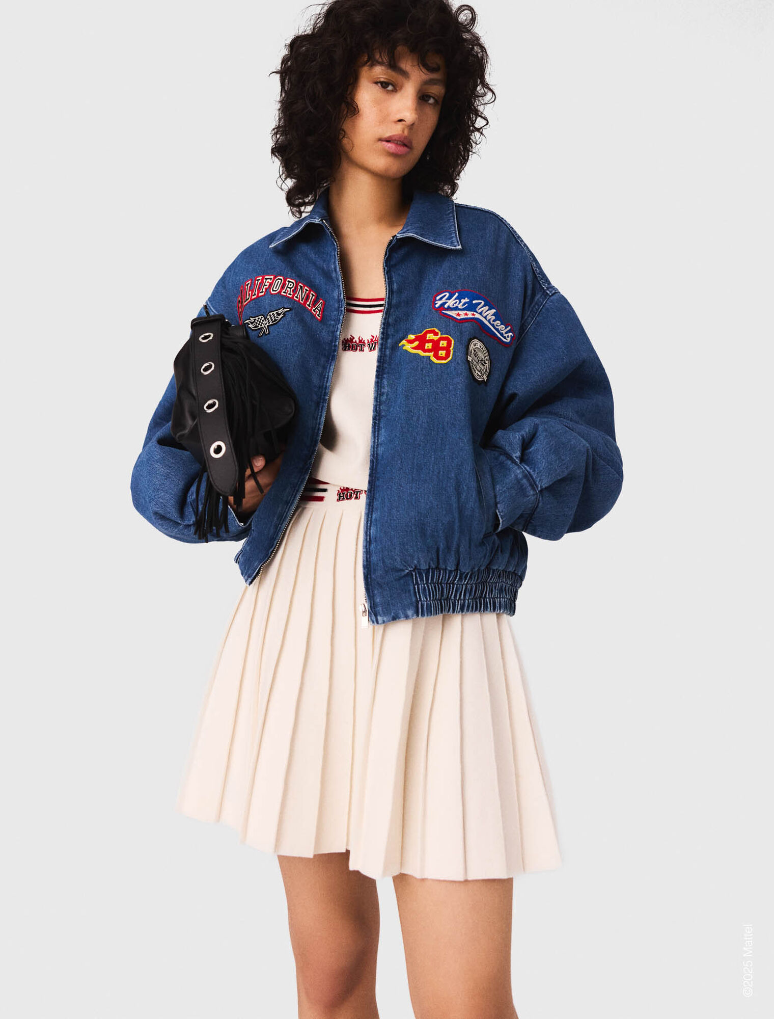 Chaqueta vaquera oversize bordada