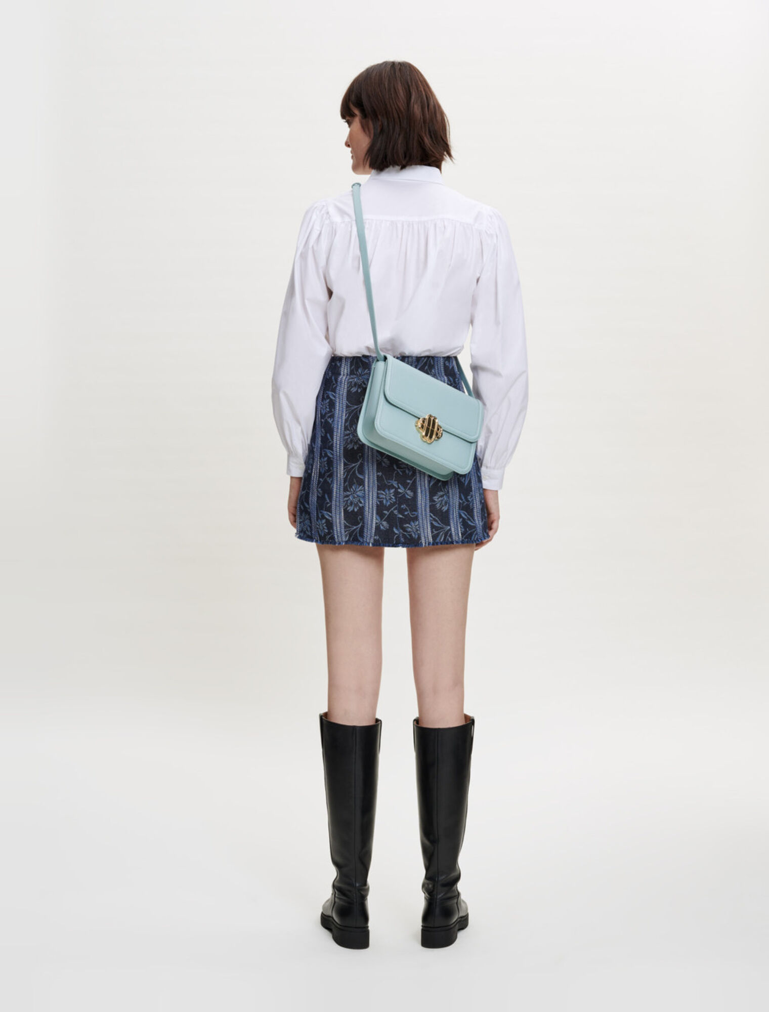 Pantal&oacute;n corto de jacquard