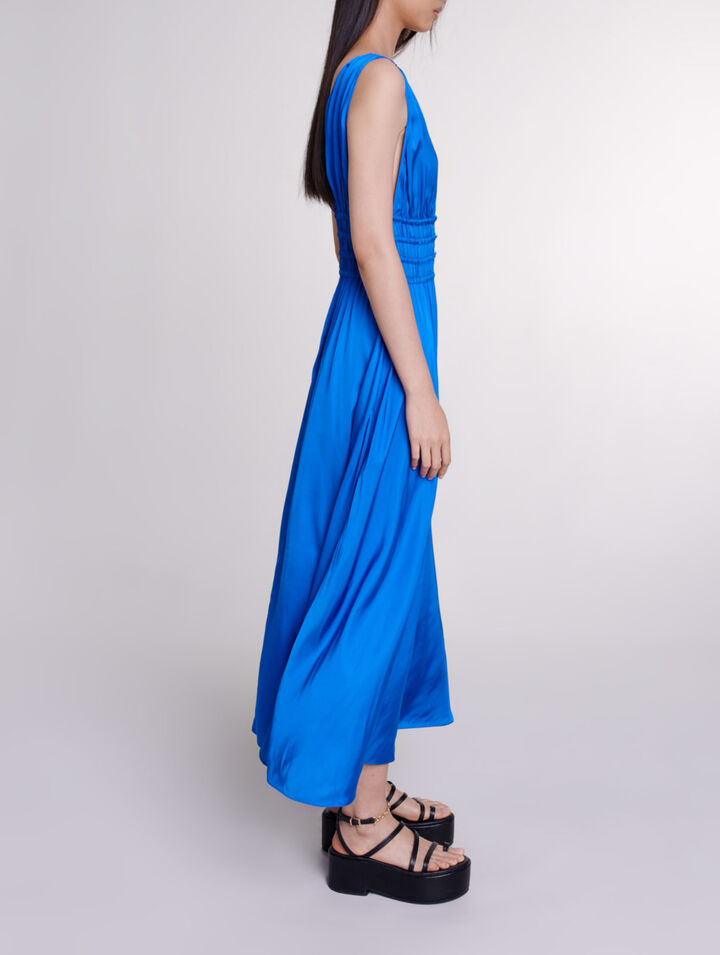 Vestido satinado calado