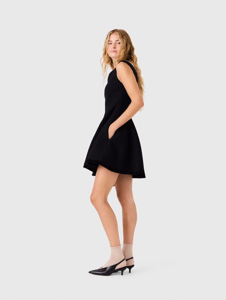 Vestido corto de tweed con flecos