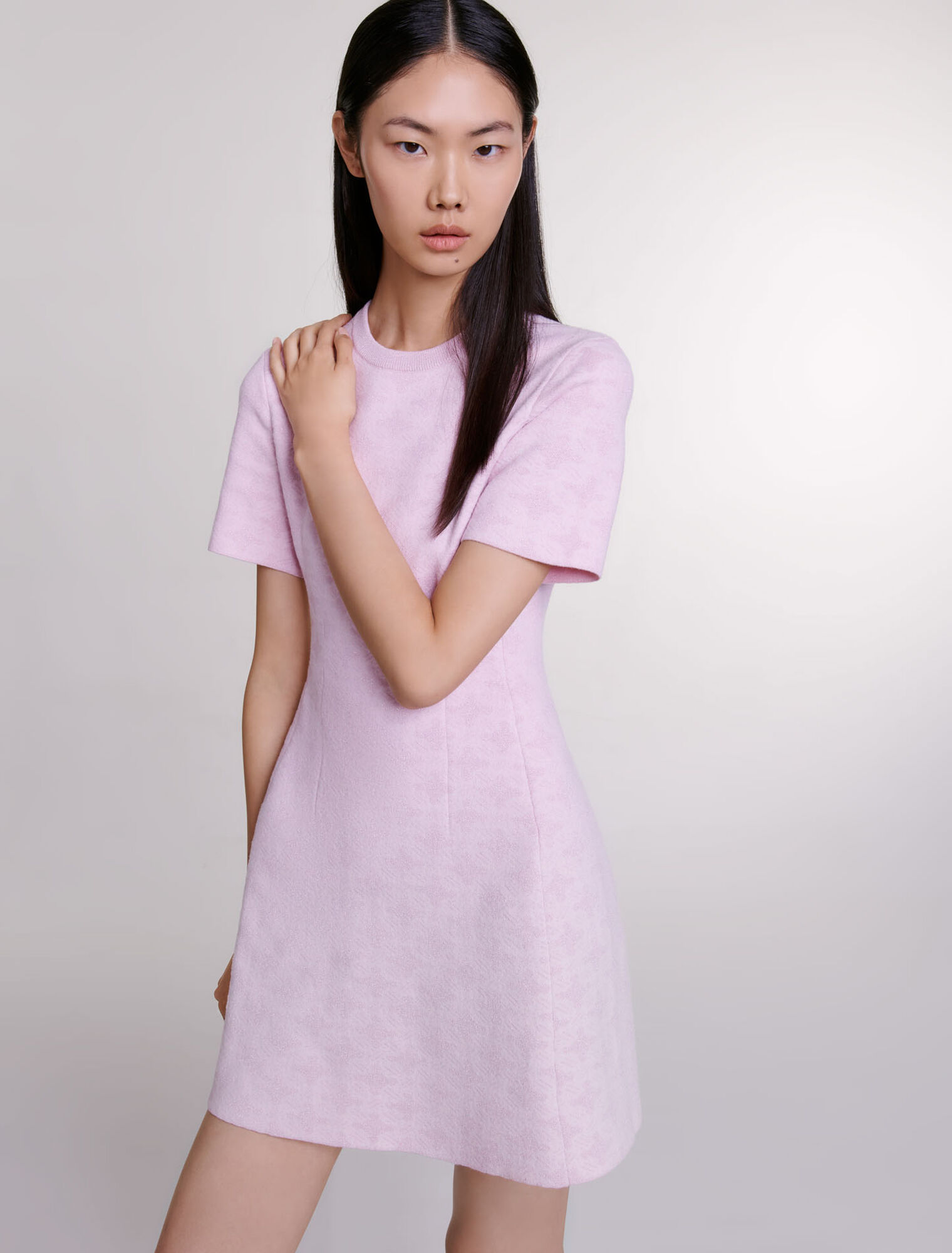 Vestido corto de punto jacquard