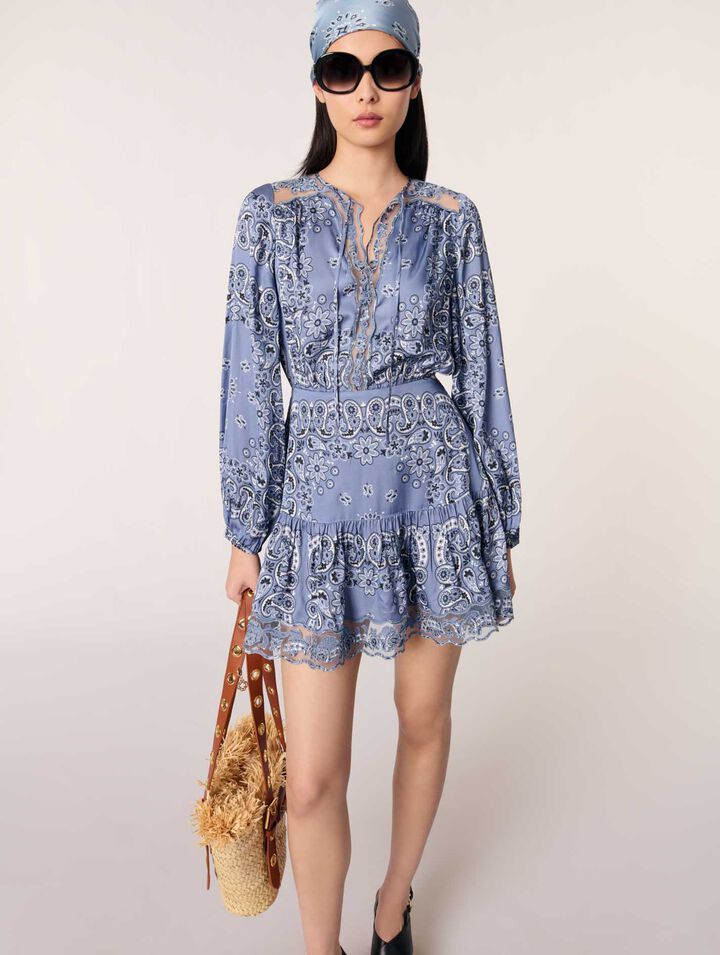 Vestido corto fluido con estampado